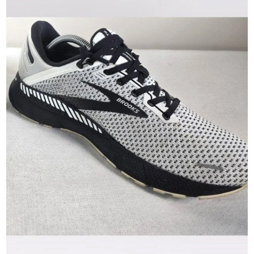 Brooks Adrenaline GTS 22 Black/Gray/White - Men’s 10.5